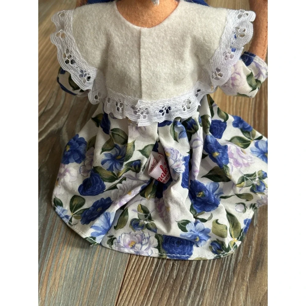 Annalee Dolls 13